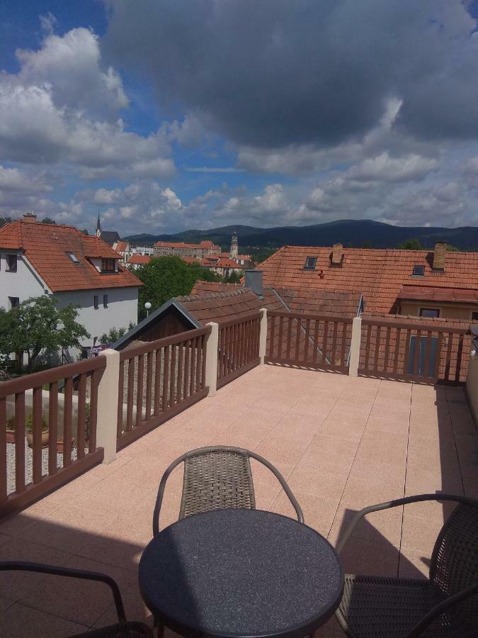 Pro Dva S Vyhledem Apartment *